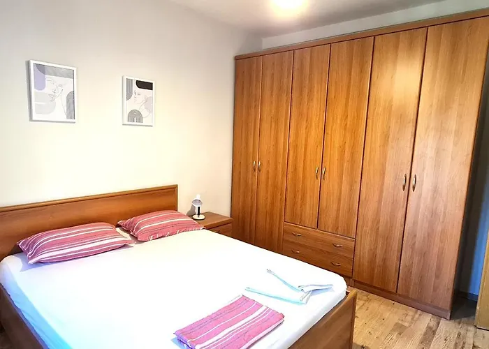 Apartment 2v1- Center Dp *