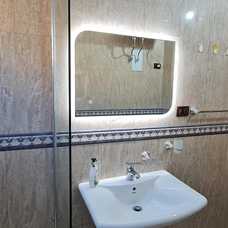 2v1- Center Dp Апартаменты *